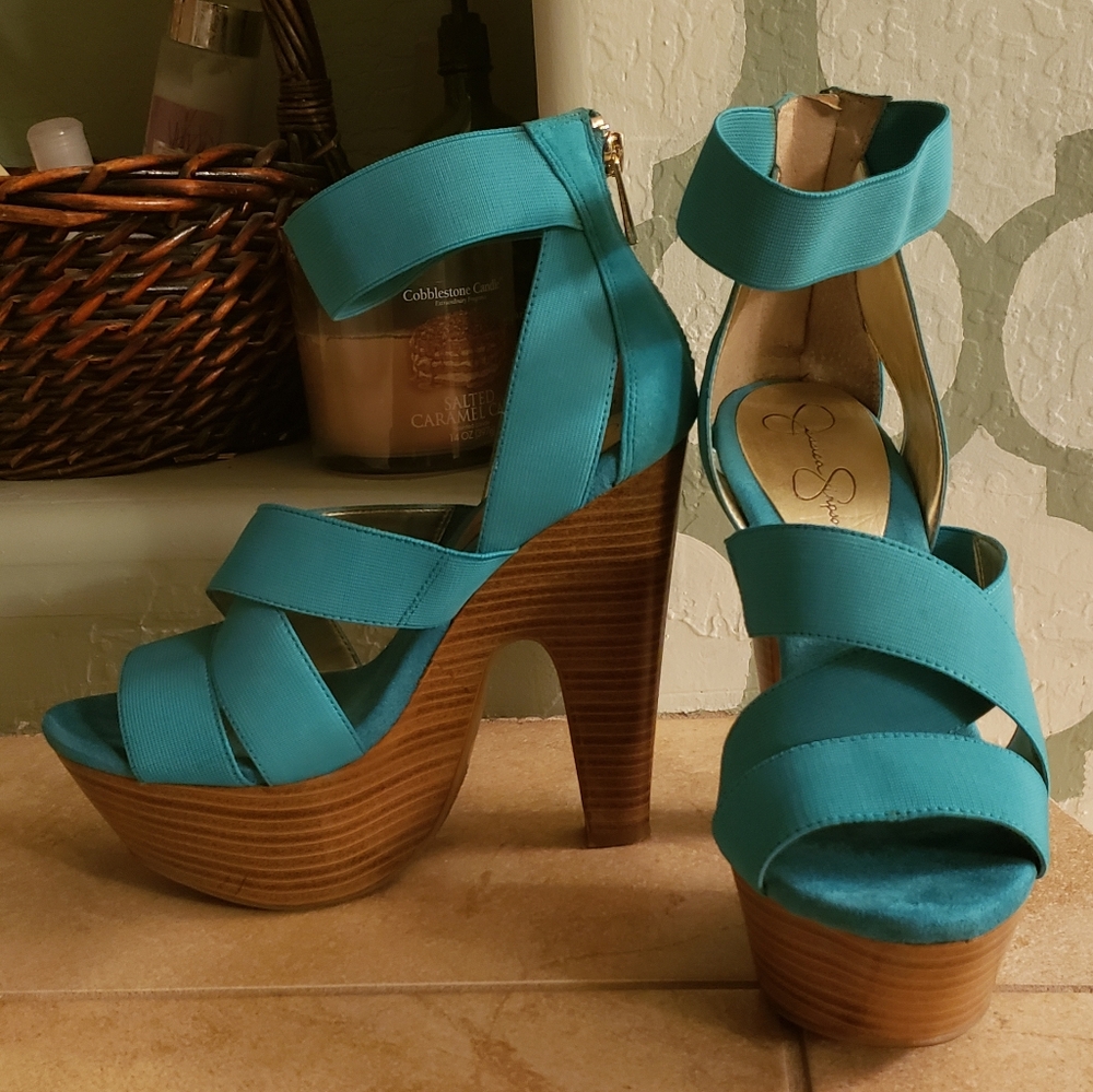 Jessica Simpson heels